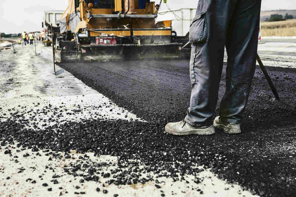 road construction worker in missouri