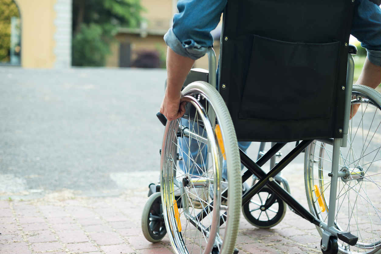 St. Louis man in wheel chair