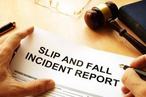 Slip and Fall Lawyer St. Louis