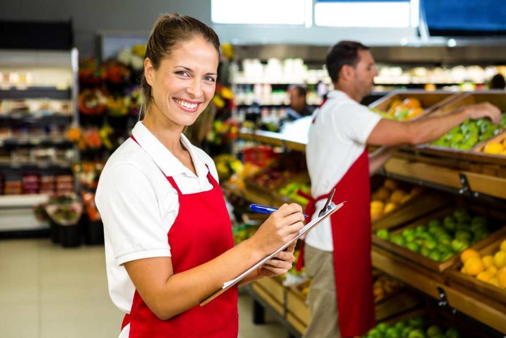 st. louis grocery store worker