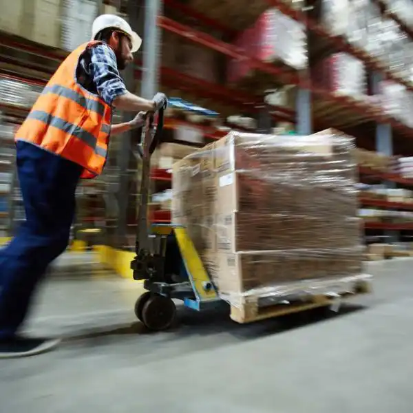 st. louis temporary worker in warehouse