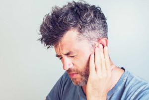 st. louis worker with a ruptured eardrum