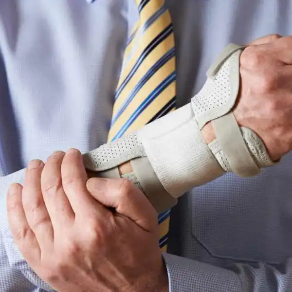 carpal tunnel injuries at work