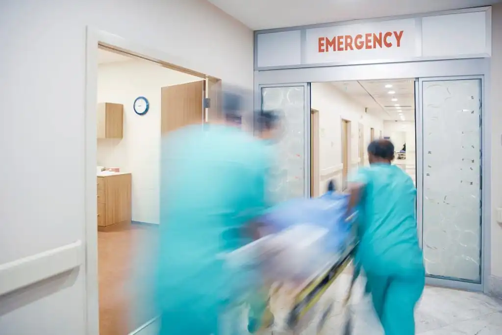 do-workers-comp-benefits-cover-emergency-costs