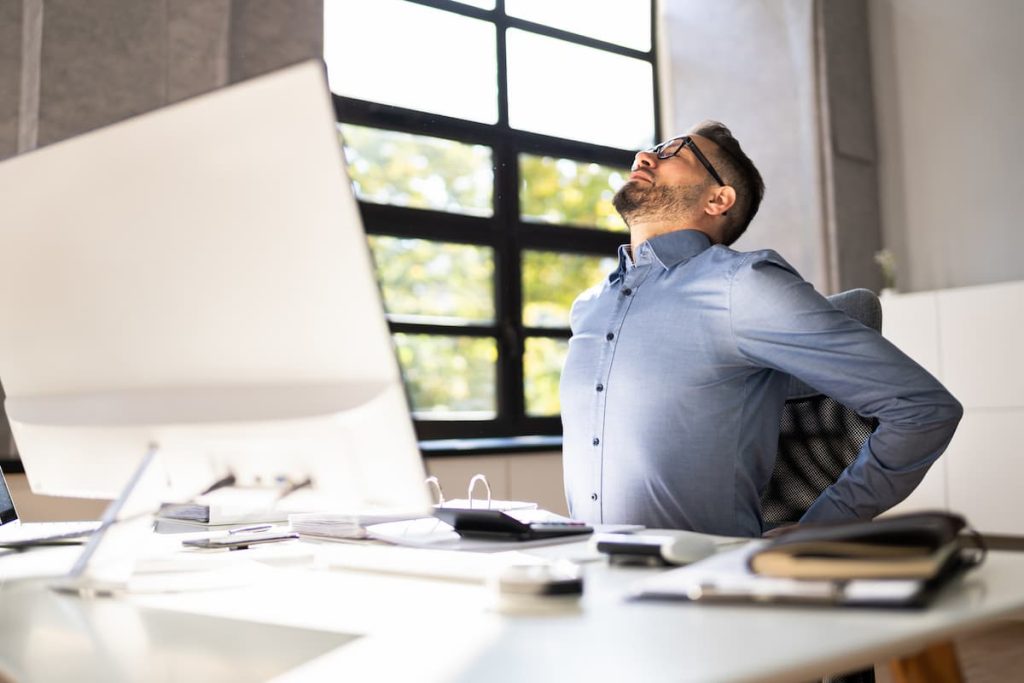 missouri office worker with back pain